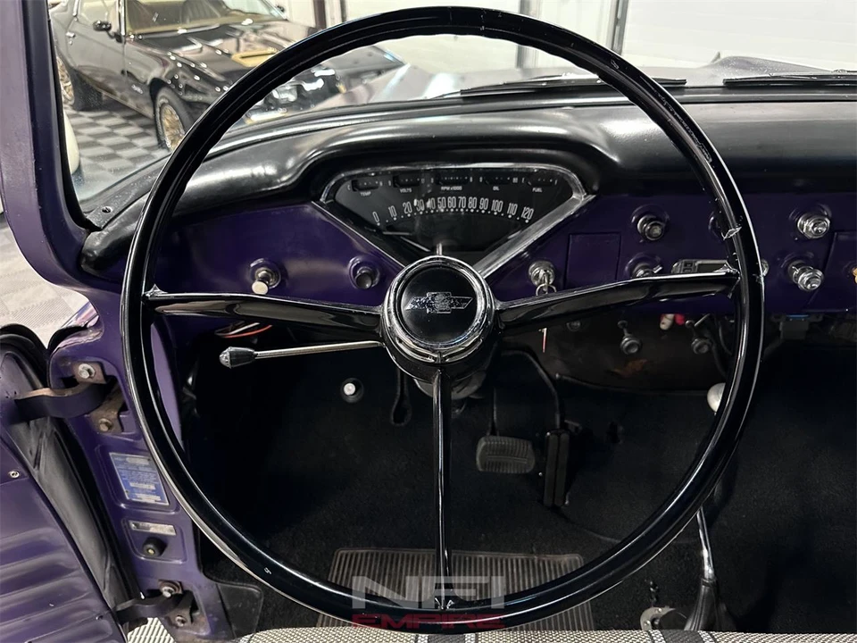 1958 Chevrolet Task Force - Image 25 of 31