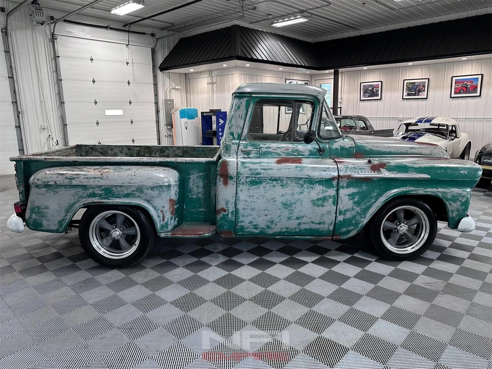 1958 Chevrolet Task Force - Image 7 of 31