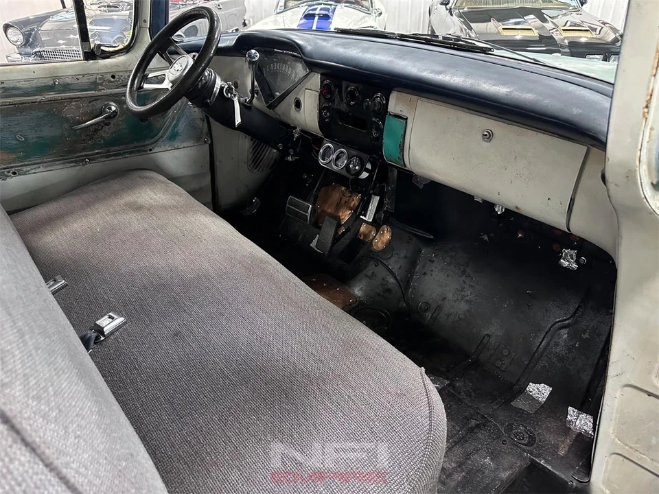 1958 Chevrolet Task Force - Image 31 of 31