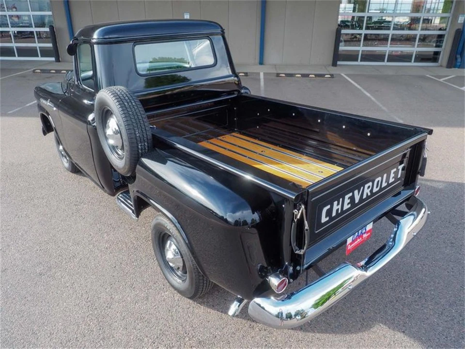 1958 Chevrolet Task Force - Image 10 of 31