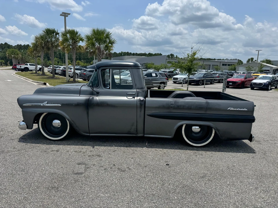 1958 Chevrolet Task Force - Image 15 of 31