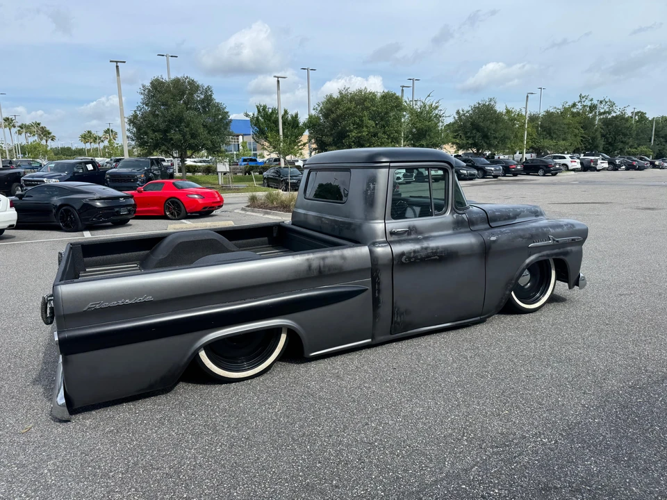 1958 Chevrolet Task Force - Image 29 of 31