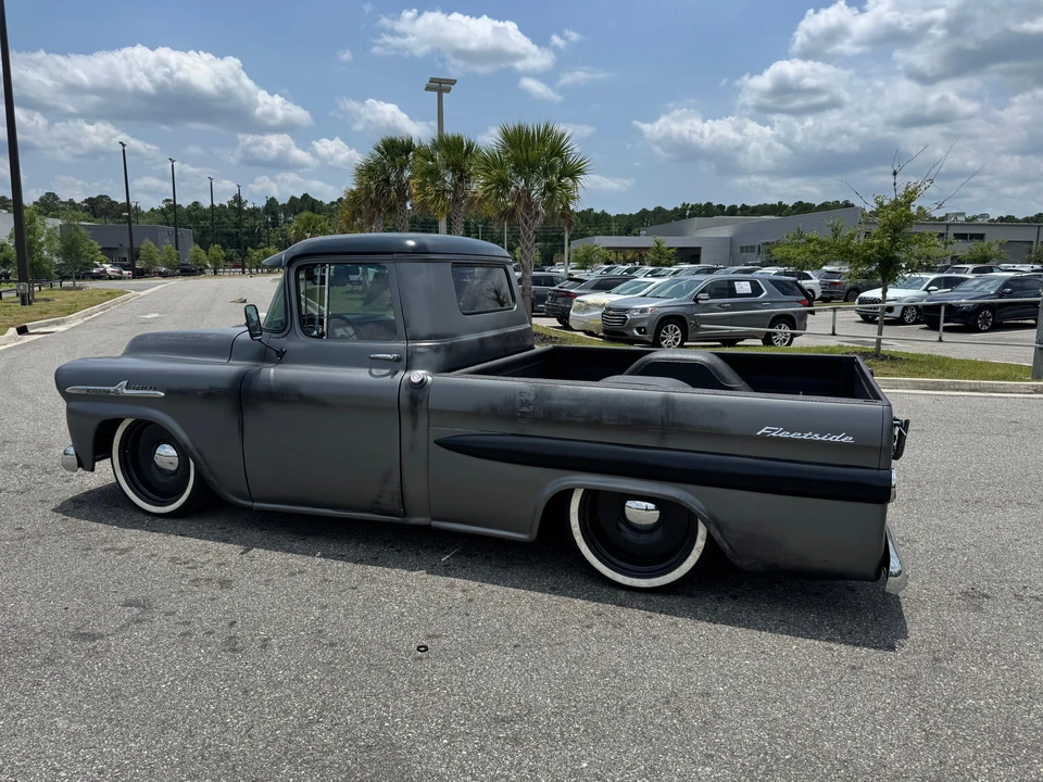 1958 Chevrolet Task Force - Image 17 of 31