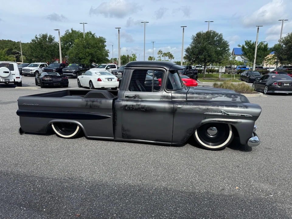 1958 Chevrolet Task Force - Image 30 of 31