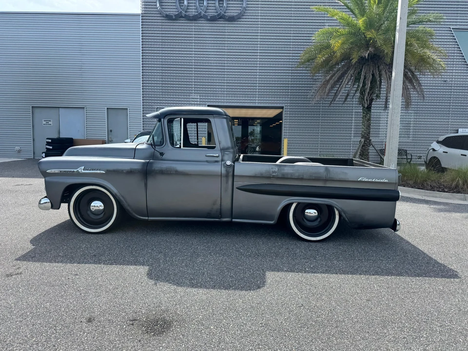 1958 Chevrolet Task Force - Image 16 of 31