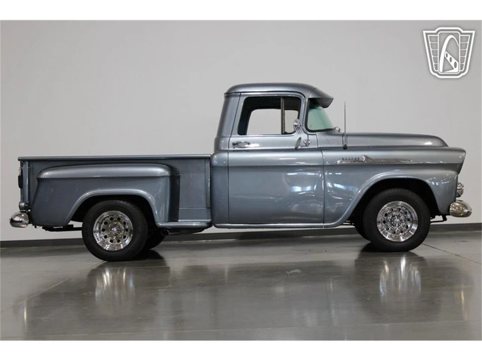 1958 Chevrolet Task Force - Image 24 of 31