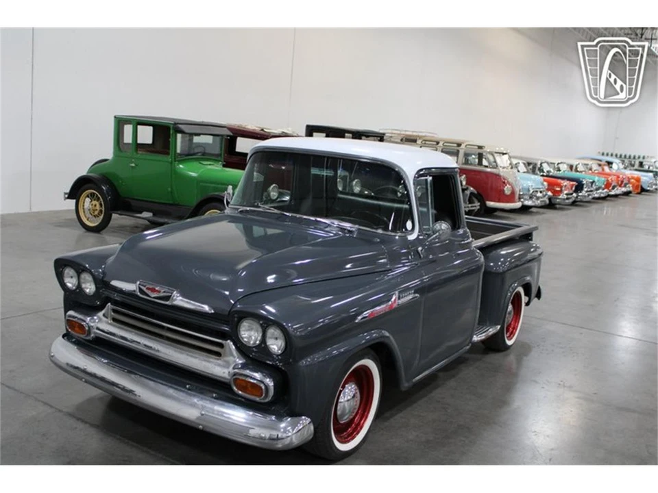 1958 Chevrolet Task Force - Image 6 of 31
