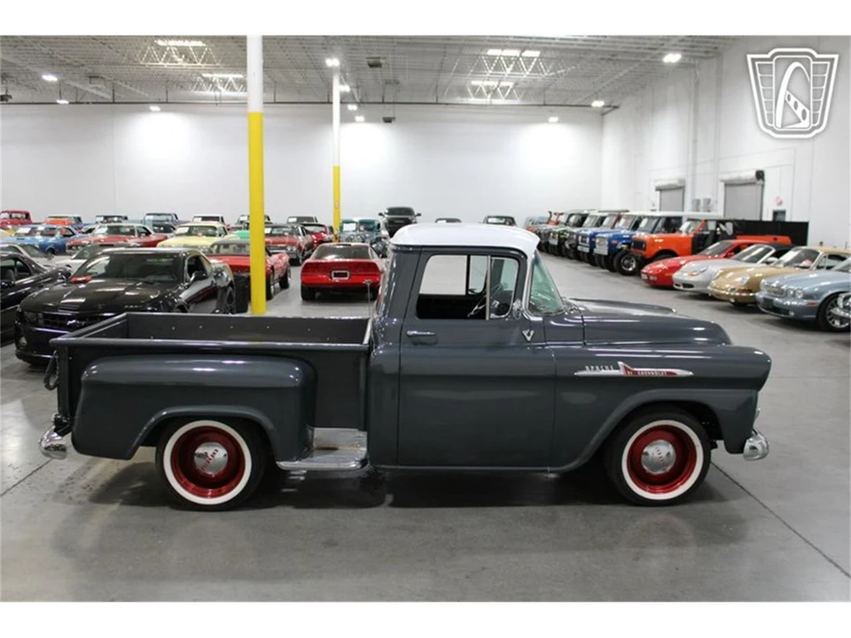 1958 Chevrolet Task Force - Image 11 of 31