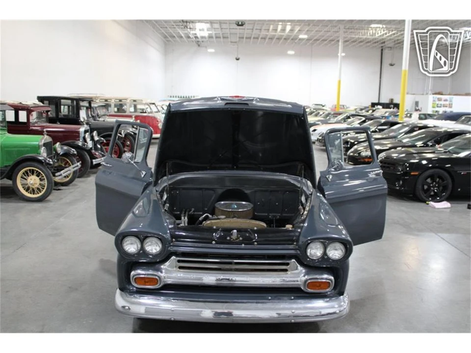 1958 Chevrolet Task Force - Image 29 of 31