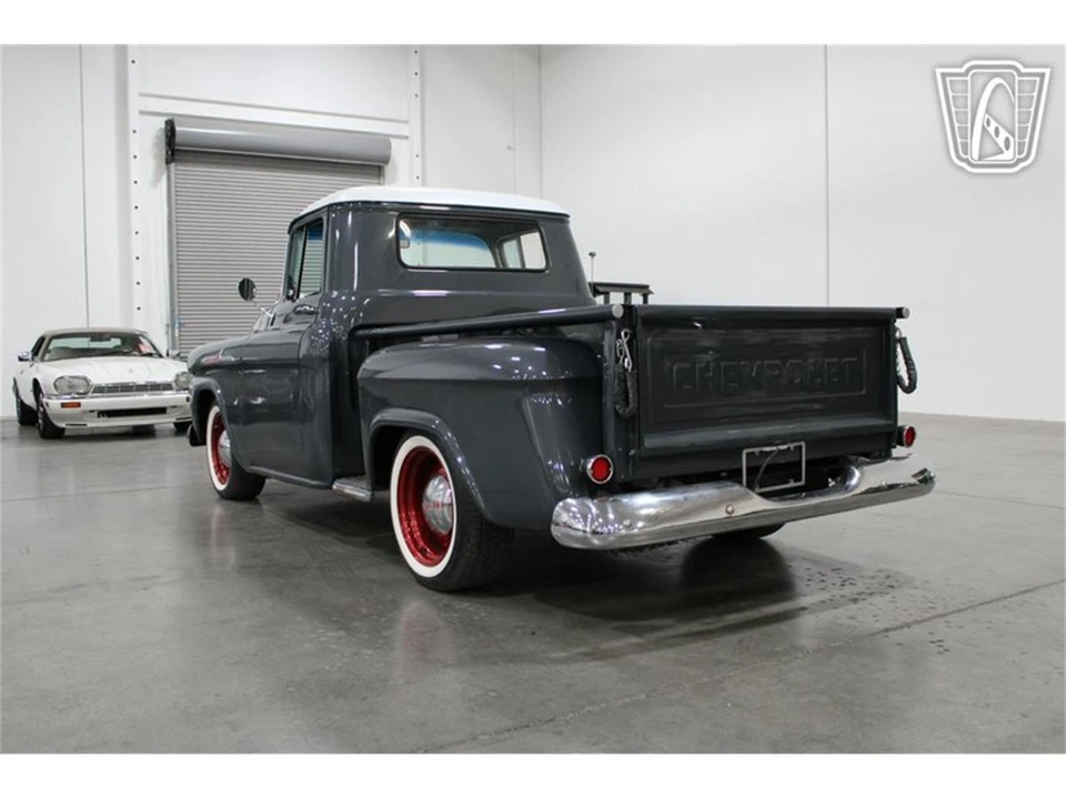 1958 Chevrolet Task Force - Image 24 of 31