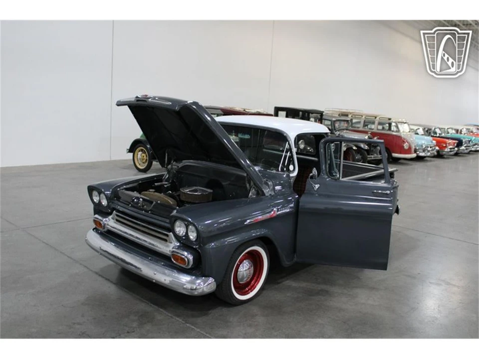 1958 Chevrolet Task Force - Image 30 of 31