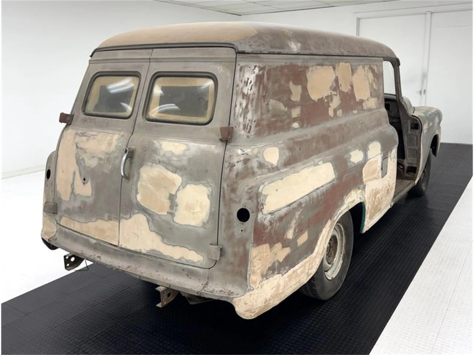 1958 Chevrolet Task Force - Image 5 of 31
