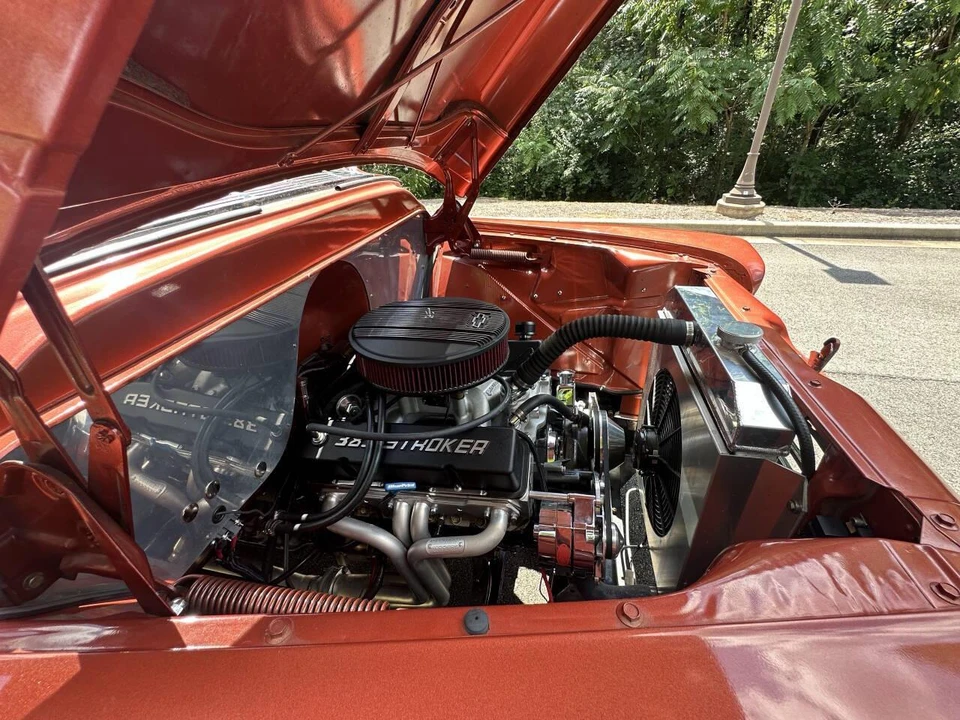 1958 Chevrolet Task Force - Image 29 of 31