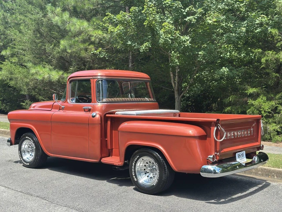 1958 Chevrolet Task Force - Image 5 of 31
