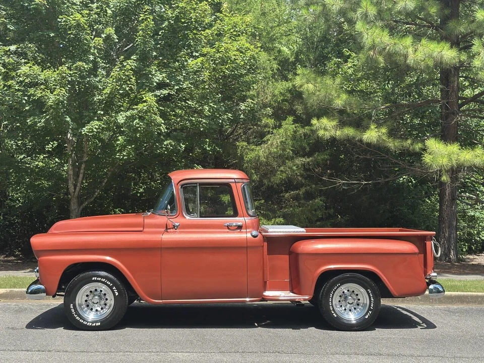 1958 Chevrolet Task Force - Image 2 of 31