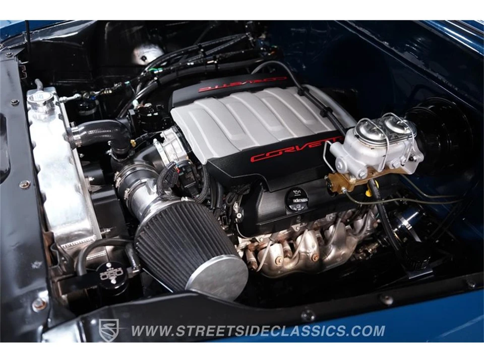 1958 Chevrolet Task Force - Image 26 of 31