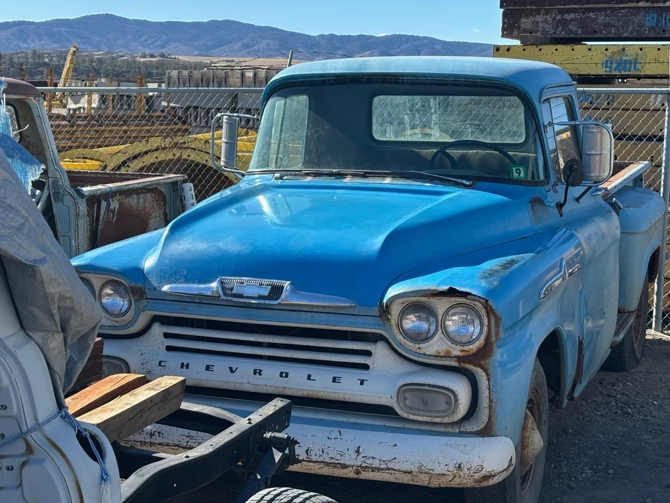 1958 Chevrolet Task Force - Image 3 of 21