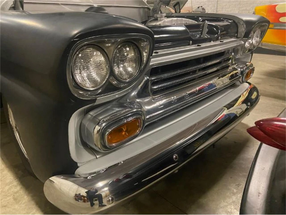 1958 Chevrolet Task Force - Image 5 of 23