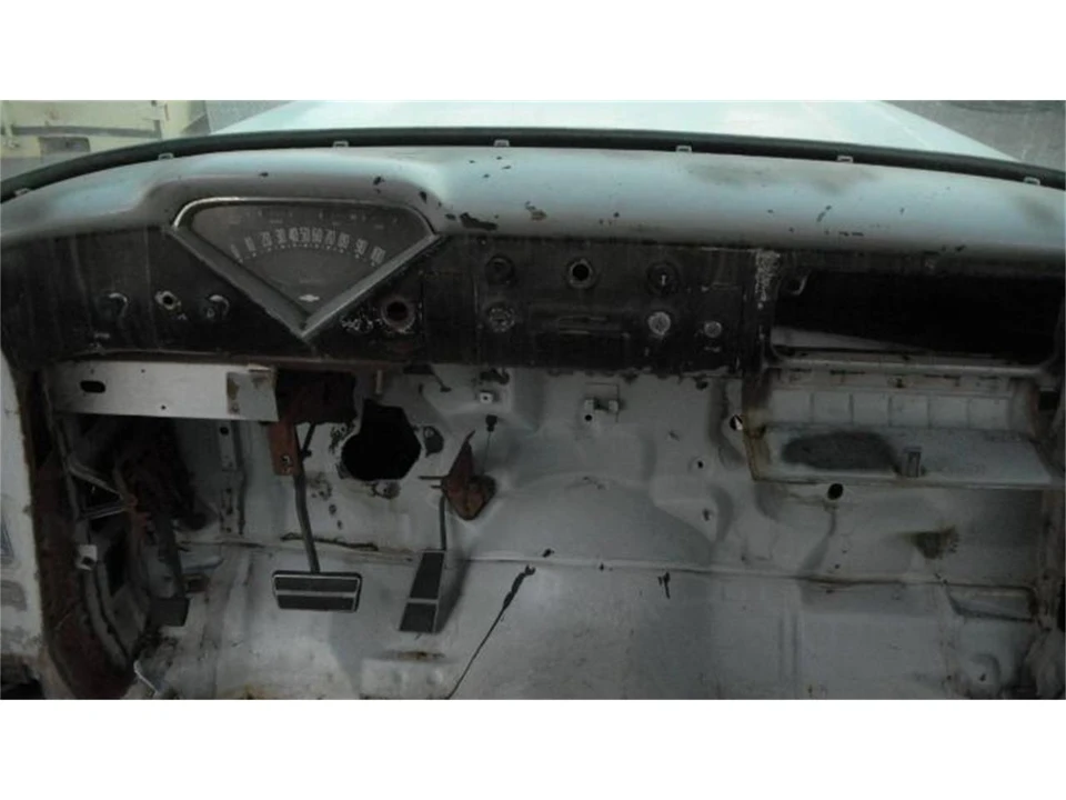 1958 Chevrolet Task Force - Image 2 of 18