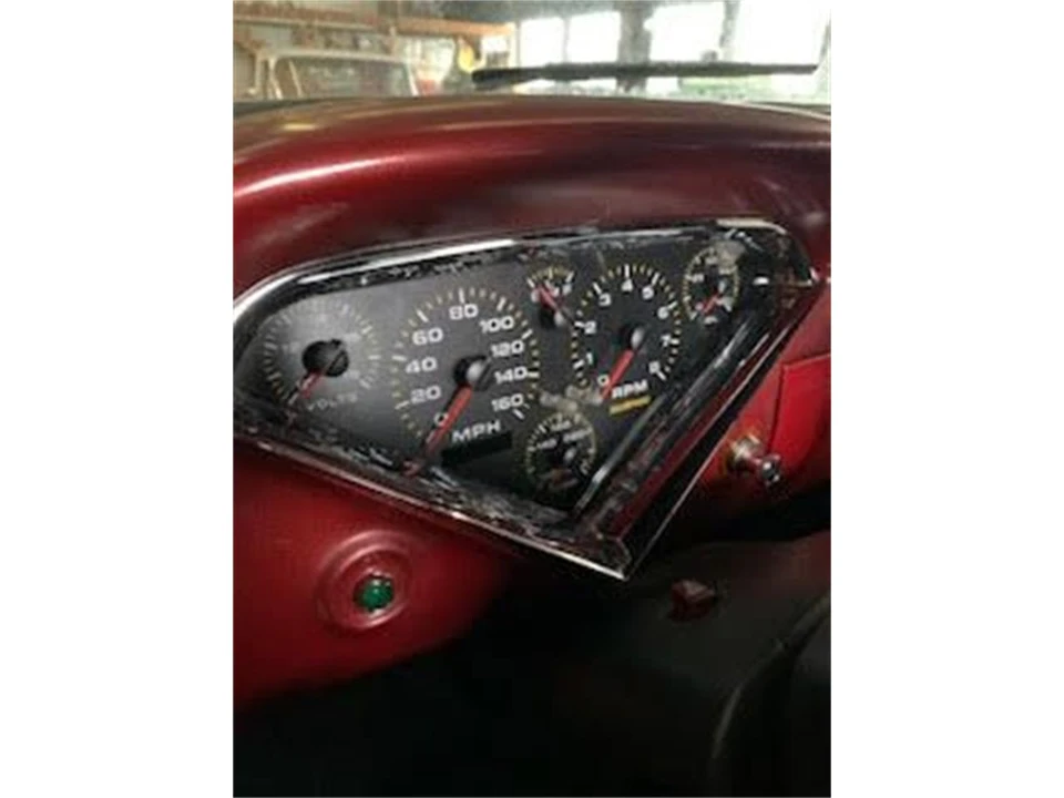 1958 Chevrolet Task Force - Image 5 of 15