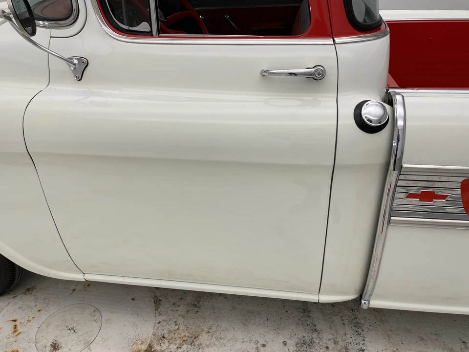 1958 Chevrolet Task Force - Image 21 of 31