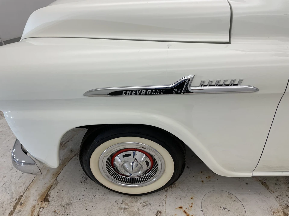 1958 Chevrolet Task Force - Image 18 of 31
