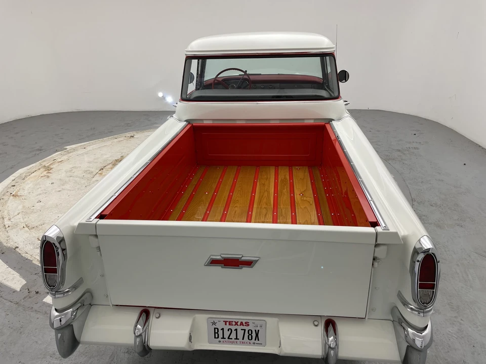 1958 Chevrolet Task Force - Image 27 of 31