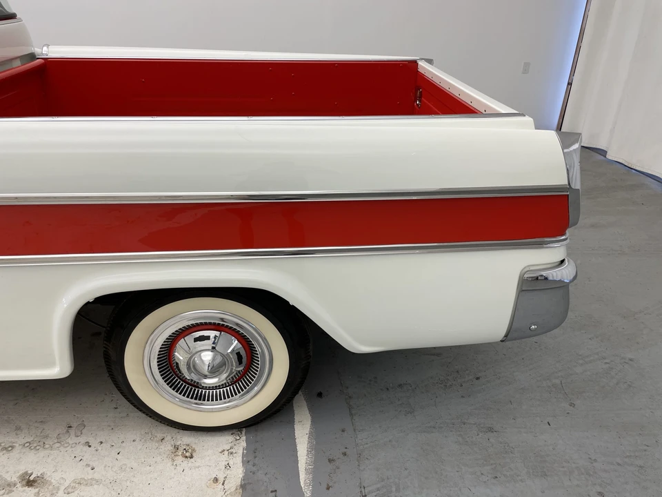 1958 Chevrolet Task Force - Image 24 of 31