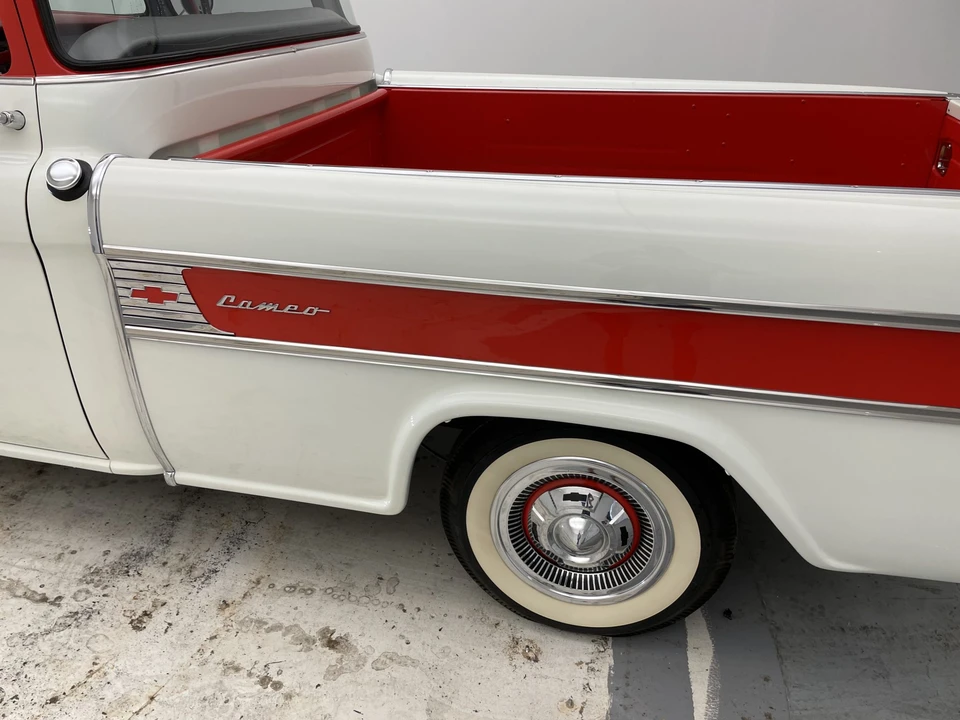 1958 Chevrolet Task Force - Image 23 of 31