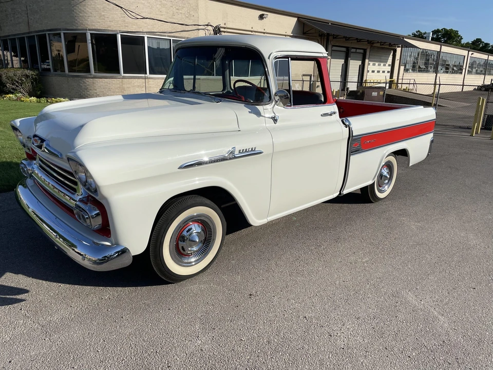 1958 Chevrolet Task Force - Image 9 of 31