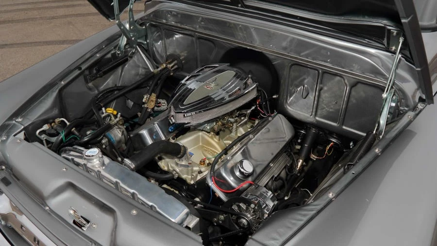 1958 Chevrolet Task Force - Image 17 of 21