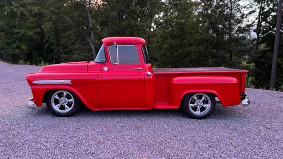 1958 Chevrolet Task Force - Image 2 of 23