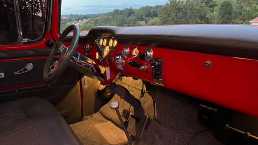 1958 Chevrolet Task Force - Image 7 of 23