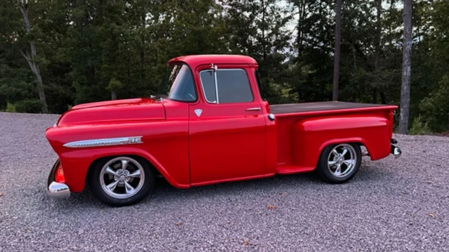 1958 Chevrolet Task Force - Image 19 of 23