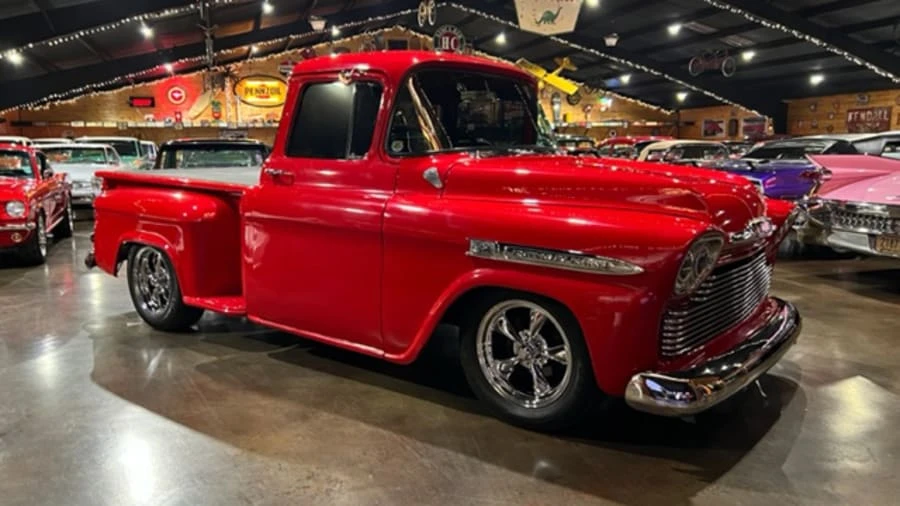 1958 Chevrolet Task Force - Image 21 of 23