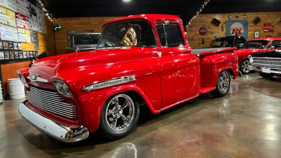 1958 Chevrolet Task Force - Image 22 of 23