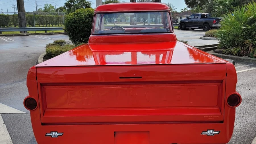 1958 Chevrolet Task Force - Image 11 of 12