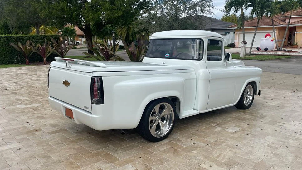 1958 Chevrolet Task Force - Image 2 of 20
