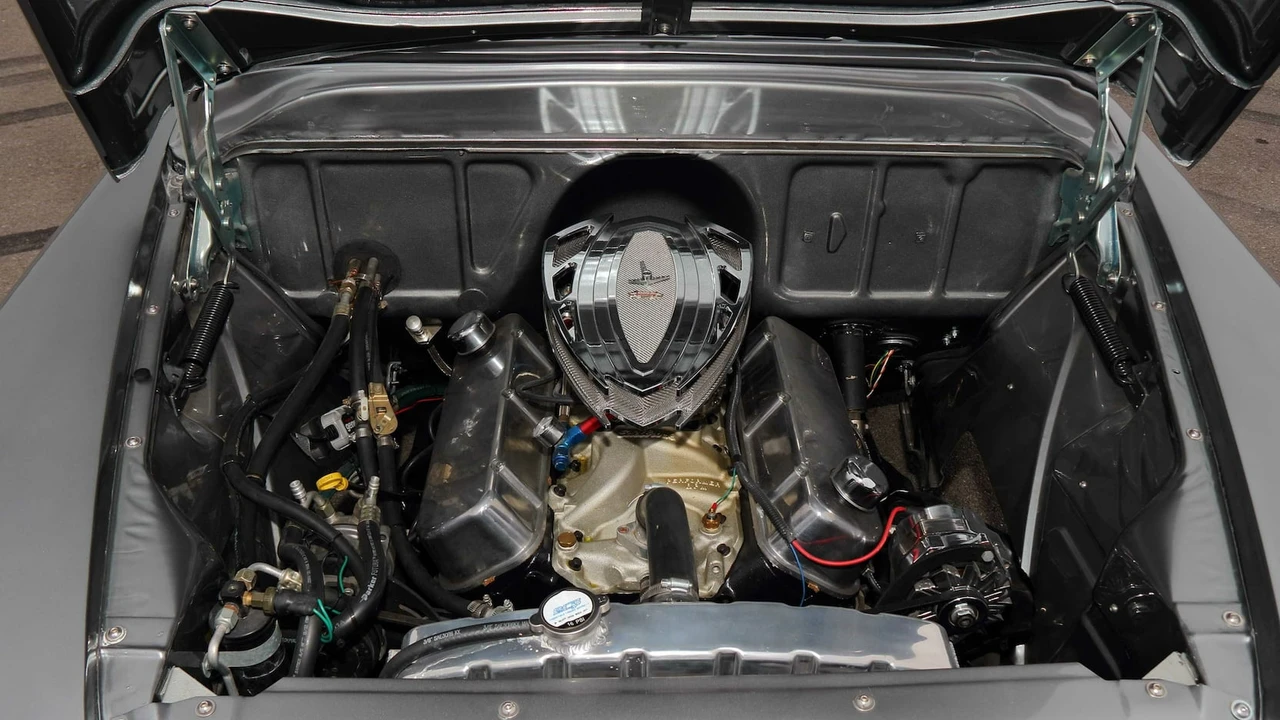 1958 Chevrolet Task Force - Image 13 of 22