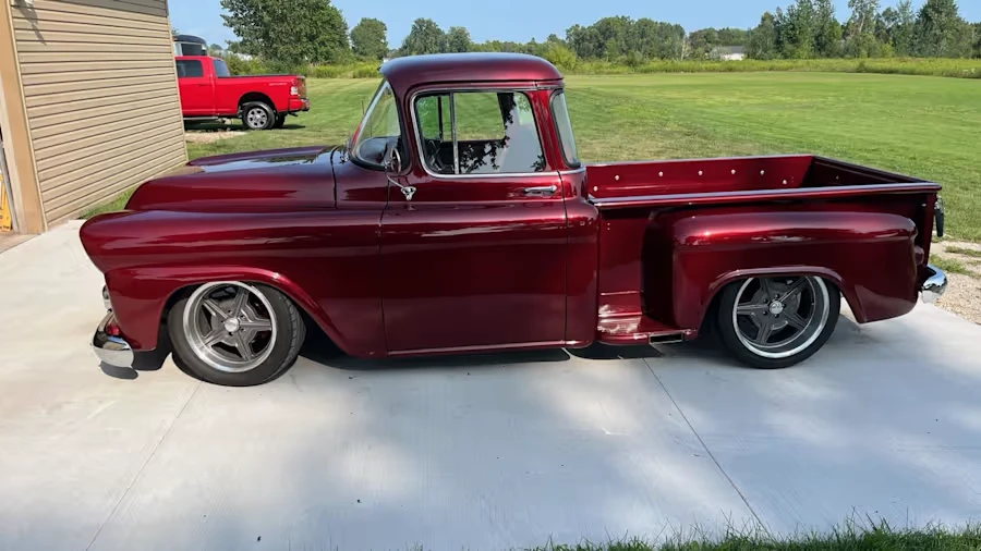 1958 Chevrolet Task Force - Image 2 of 22