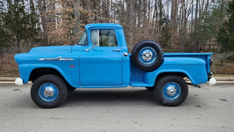 1958 Chevrolet Task Force - Image 8 of 25