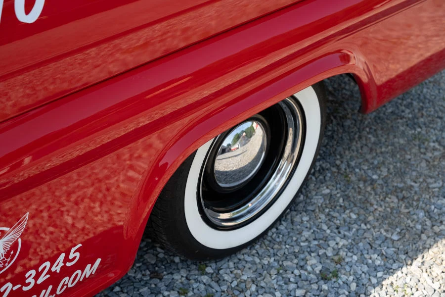 1958 Chevrolet Task Force - Image 11 of 31