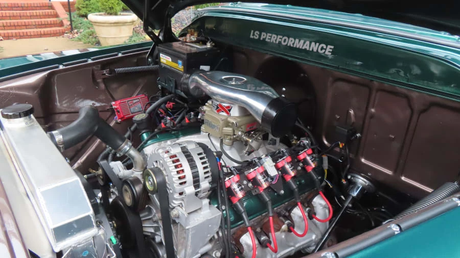 1958 Chevrolet Task Force - Image 9 of 23