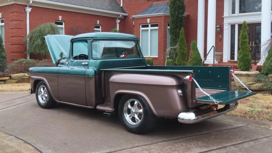 1958 Chevrolet Task Force - Image 11 of 23