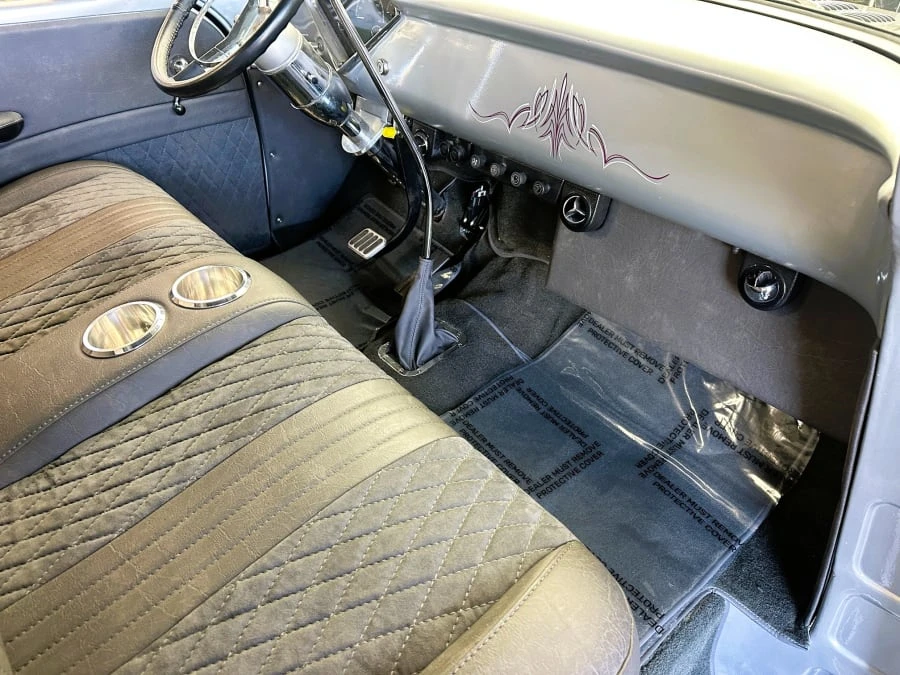 1958 Chevrolet Task Force - Image 9 of 15
