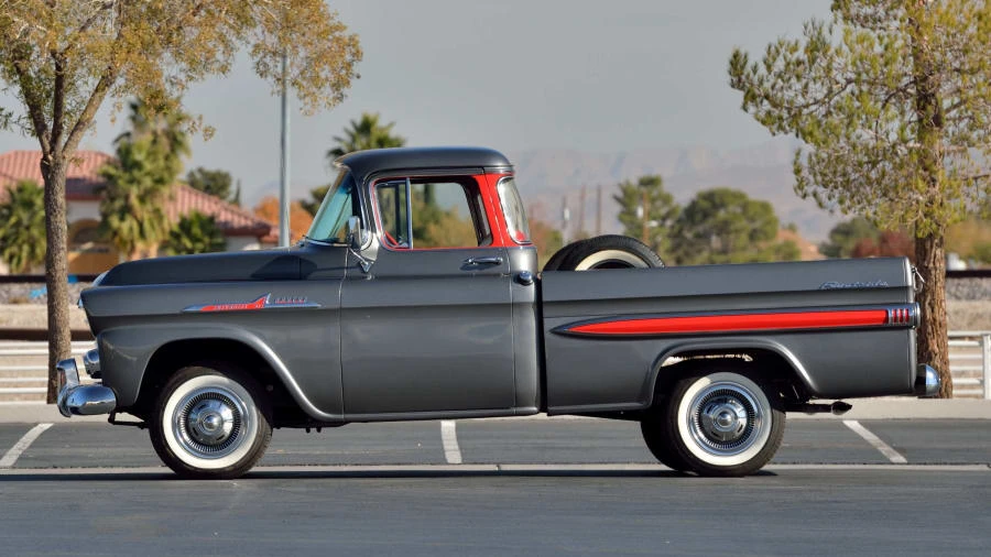1958 Chevrolet Task Force - Image 8 of 31