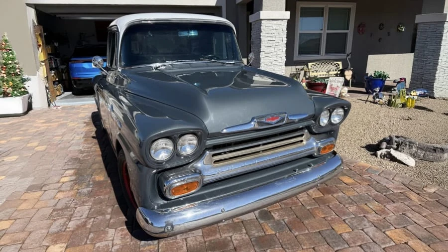 1958 Chevrolet Task Force - Image 4 of 24
