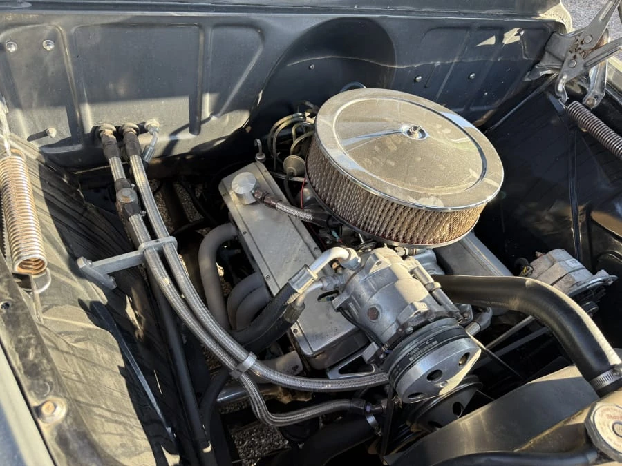 1958 Chevrolet Task Force - Image 23 of 24