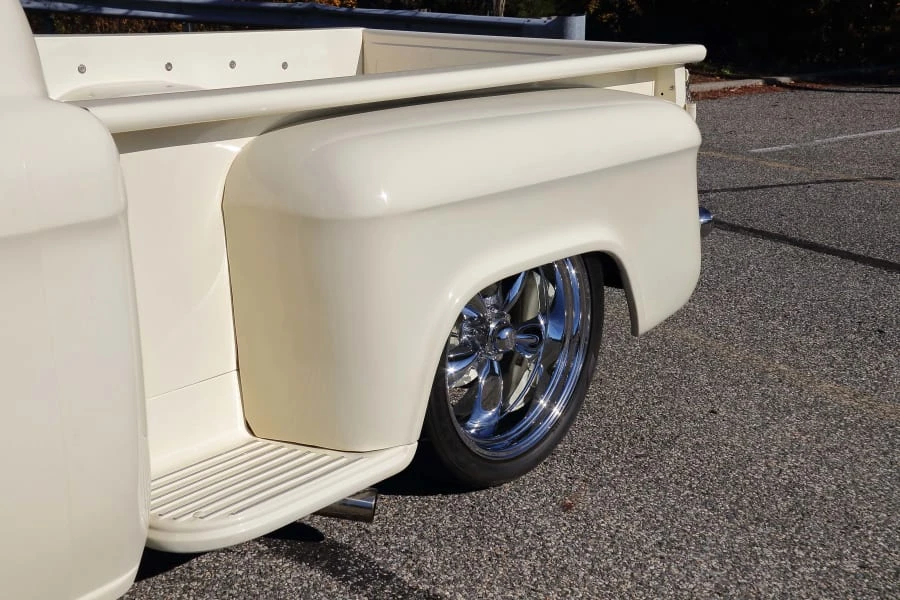 1958 Chevrolet Task Force - Image 19 of 25
