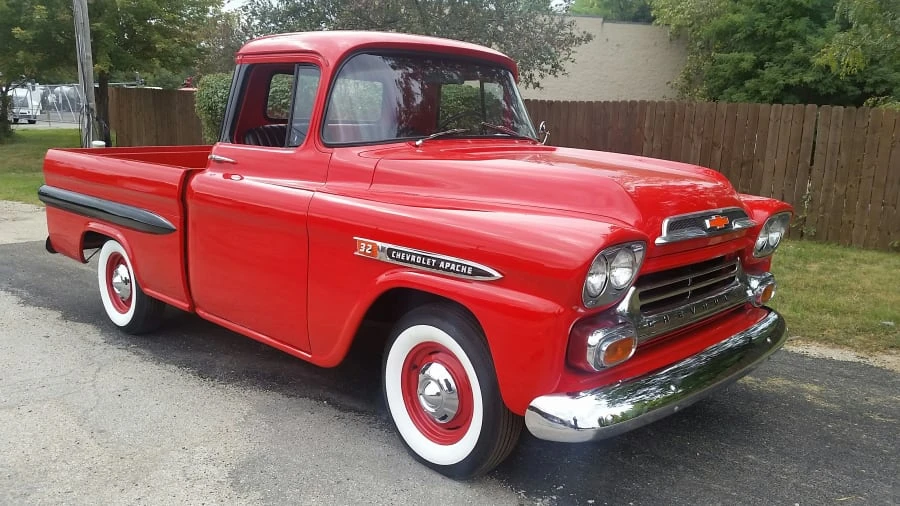1958 Chevrolet Task Force - Image 9 of 10